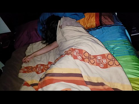 ❤️ Stepson berating indung suku ngora na bari manehna saré. ❤ porno dina su.hentaiteca.ru ️❤